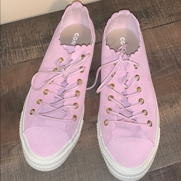 Converse Shoes - CONVERSE